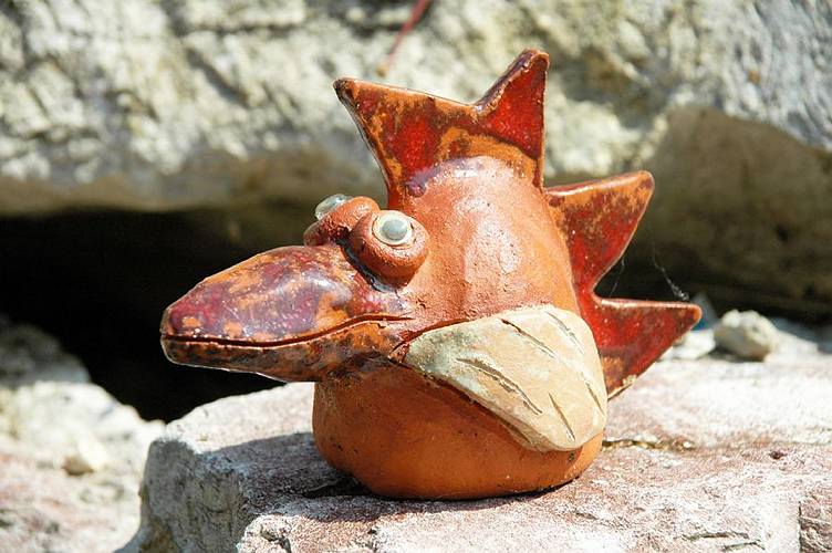 kleiner roter Drache